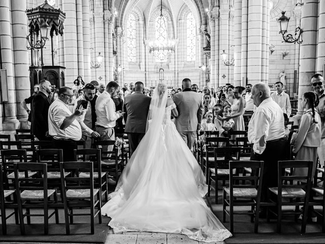 Le mariage de Benjamin et Cyndell à Luynes, Indre-et-Loire 5