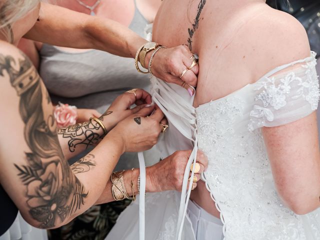 Le mariage de Benjamin et Cyndell à Luynes, Indre-et-Loire 7