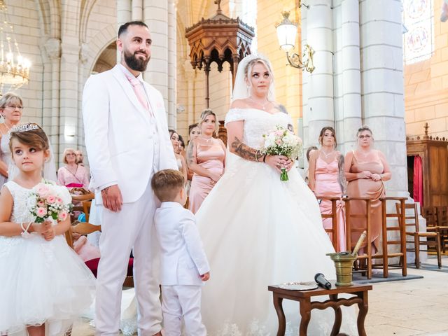 Le mariage de Benjamin et Cyndell à Luynes, Indre-et-Loire 12