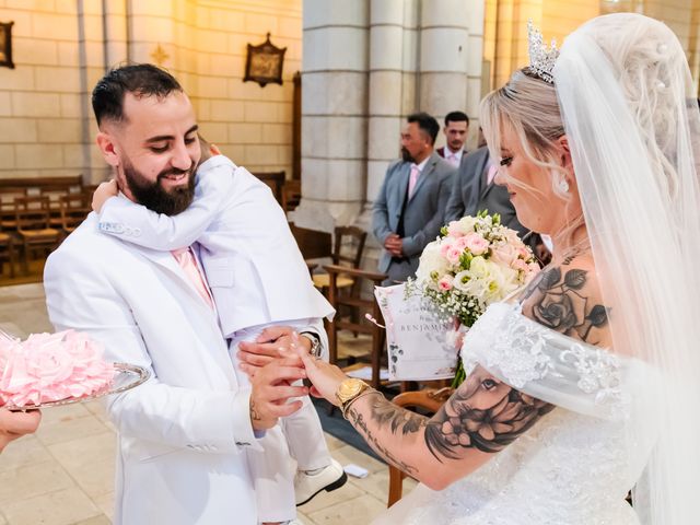 Le mariage de Benjamin et Cyndell à Luynes, Indre-et-Loire 1