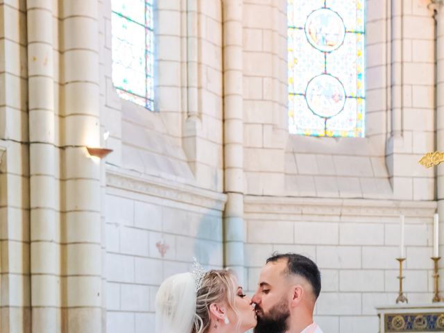 Le mariage de Benjamin et Cyndell à Luynes, Indre-et-Loire 17