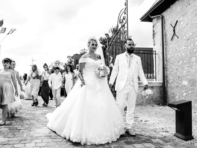 Le mariage de Benjamin et Cyndell à Luynes, Indre-et-Loire 59