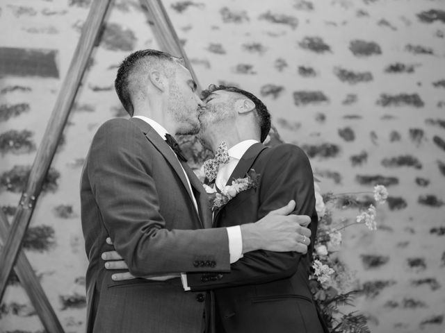 Le mariage de Frédéric et David à Avessé, Sarthe 36