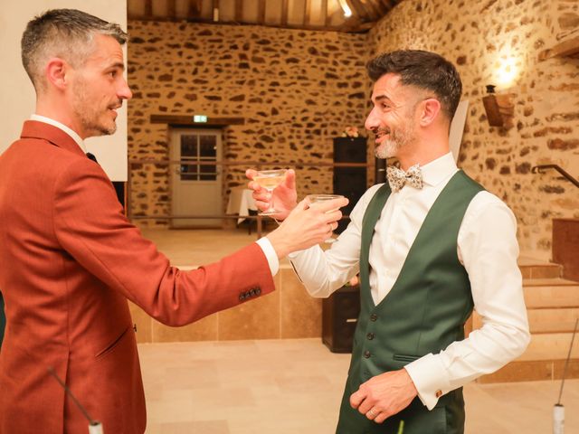 Le mariage de Frédéric et David à Avessé, Sarthe 48
