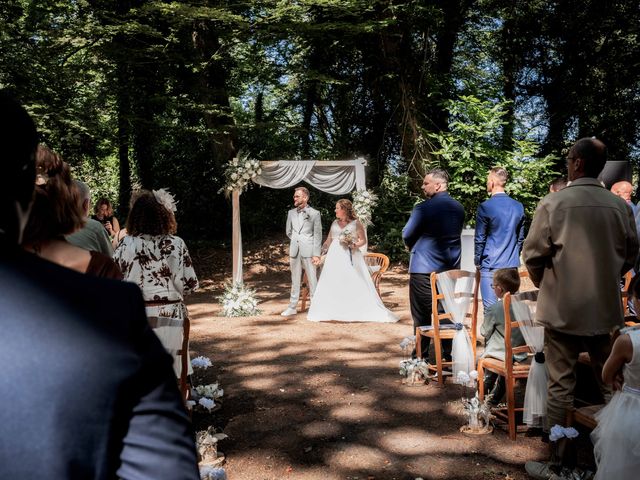 Le mariage de Jeremy et Coralie à Tréflévenez, Finistère 28