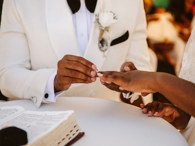 Le mariage de Amiel et Tendresse à La Bussière, Loiret 24