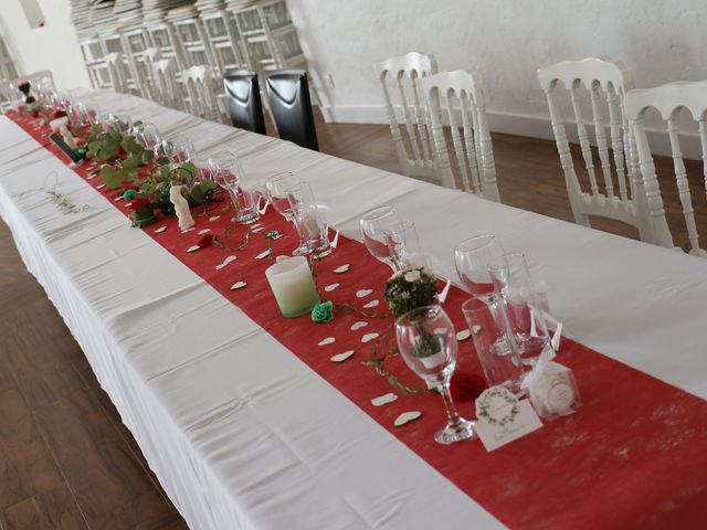 Le mariage de Tristan et Laura à Bazoges-en-Pareds, Vendée 36