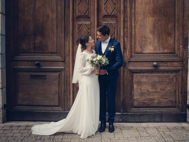 Le mariage de Arthur et Lola à Salins-les-Bains, Jura 14