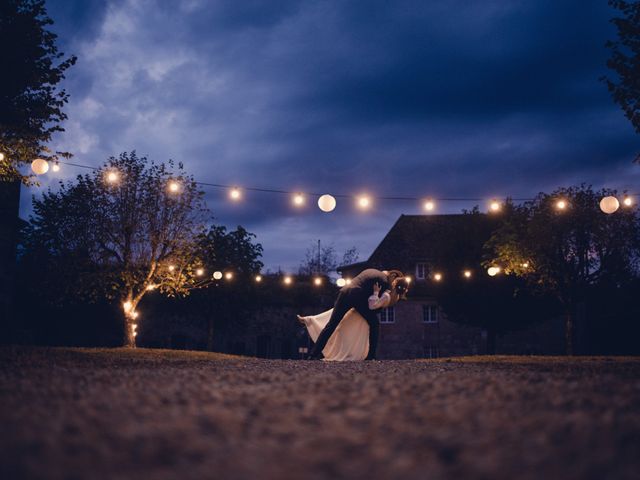 Le mariage de Arthur et Lola à Salins-les-Bains, Jura 33