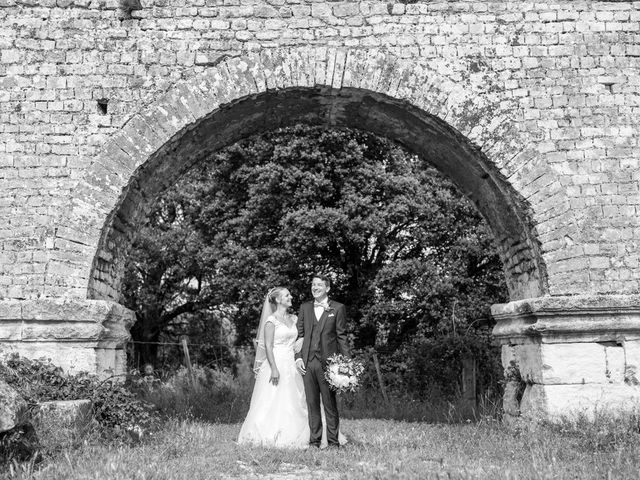 Le mariage de Jérôme et Anne-Laure à Arles, Bouches-du-Rhône 19