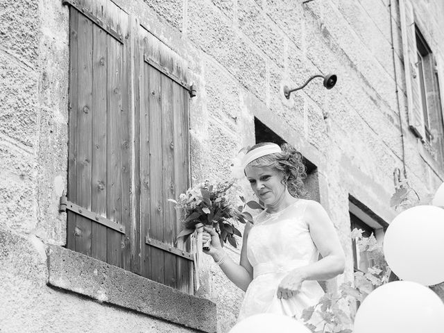 Le mariage de Rémi et Laure à Chanat-la-Mouteyre, Puy-de-Dôme 11