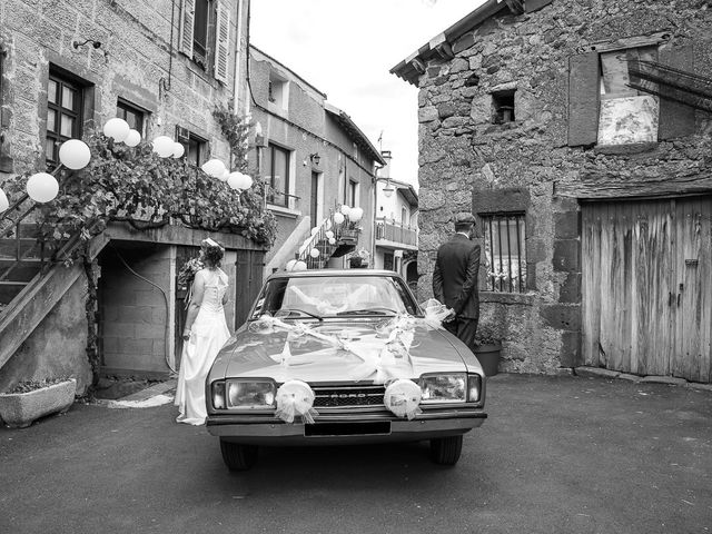 Le mariage de Rémi et Laure à Chanat-la-Mouteyre, Puy-de-Dôme 2
