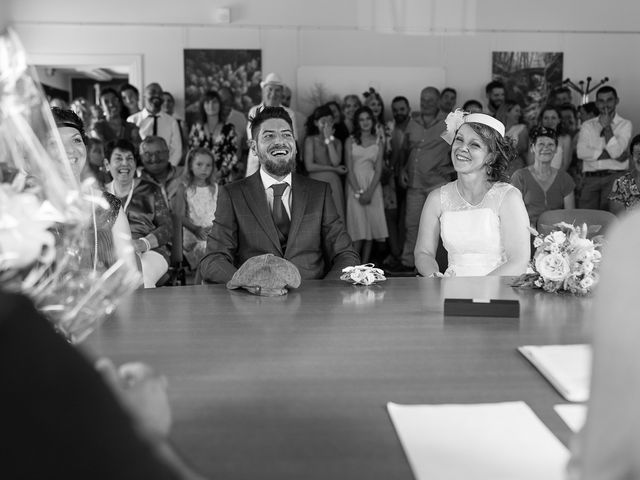 Le mariage de Rémi et Laure à Chanat-la-Mouteyre, Puy-de-Dôme 35