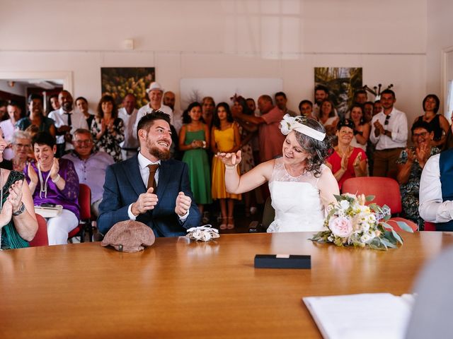 Le mariage de Rémi et Laure à Chanat-la-Mouteyre, Puy-de-Dôme 38
