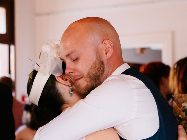 Le mariage de Rémi et Laure à Chanat-la-Mouteyre, Puy-de-Dôme 60