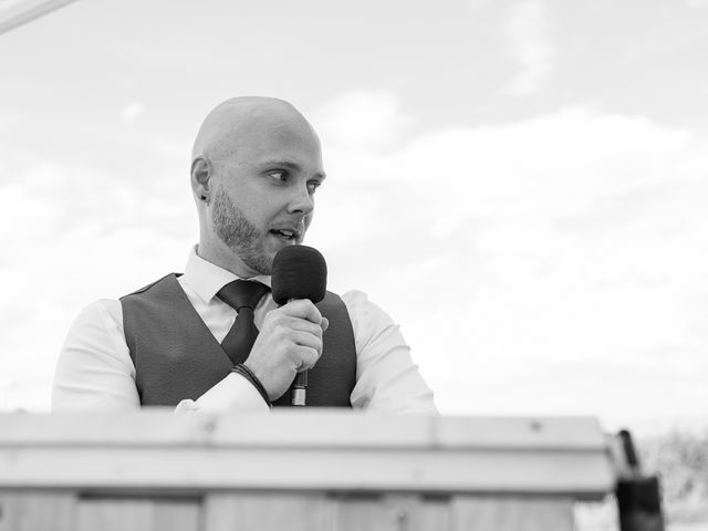 Le mariage de Rémi et Laure à Chanat-la-Mouteyre, Puy-de-Dôme 69