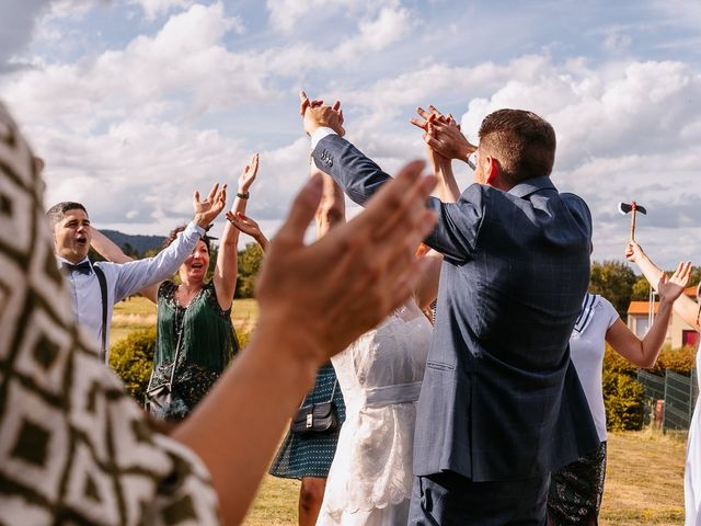 Le mariage de Rémi et Laure à Chanat-la-Mouteyre, Puy-de-Dôme 95
