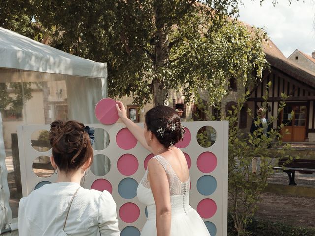 Le mariage de Johann  et Laure  à Saint-Pierre-sur-Dives, Calvados 18