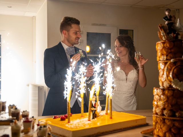 Le mariage de Élodie et Thibaut à Montbéliard, Doubs 395