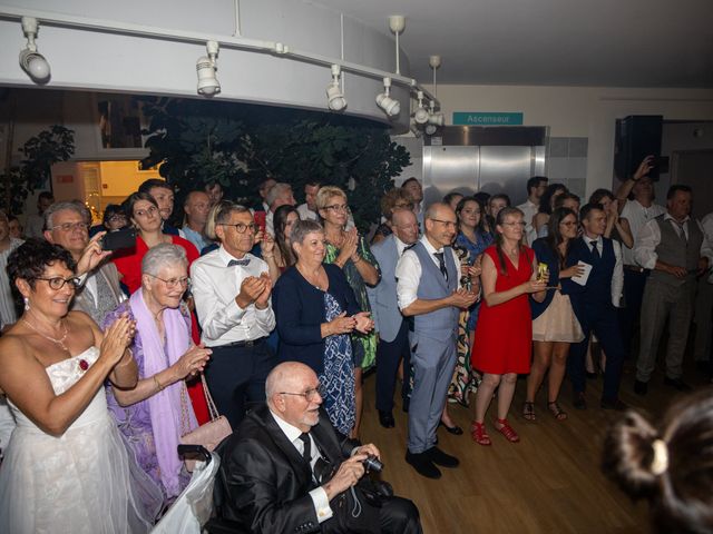 Le mariage de Élodie et Thibaut à Montbéliard, Doubs 405