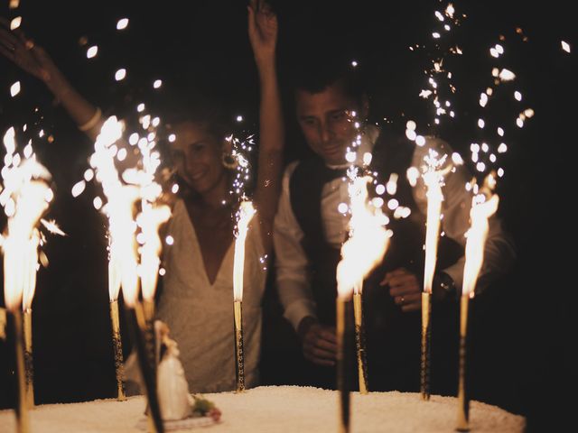 Le mariage de Alex et Sara à Saint-Tropez, Var 91