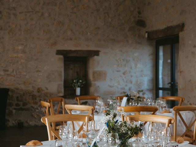 Le mariage de Thibault et Amélie à Aillas, Gironde 7