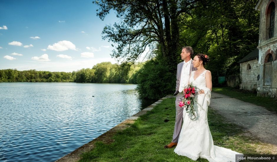 Le mariage de Christophe et Cristine à Menucourt, Val-d'Oise