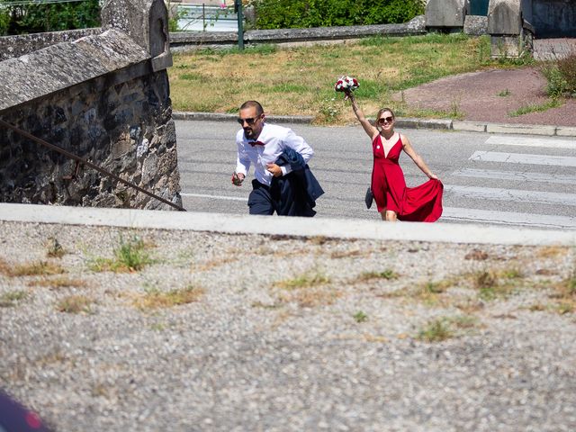 Le mariage de Cyril et Patricia à La Bâtie-Montgascon, Isère 18