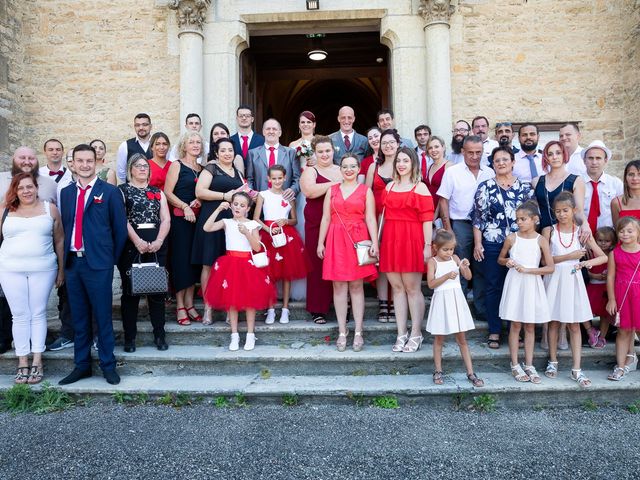 Le mariage de Cyril et Patricia à La Bâtie-Montgascon, Isère 24