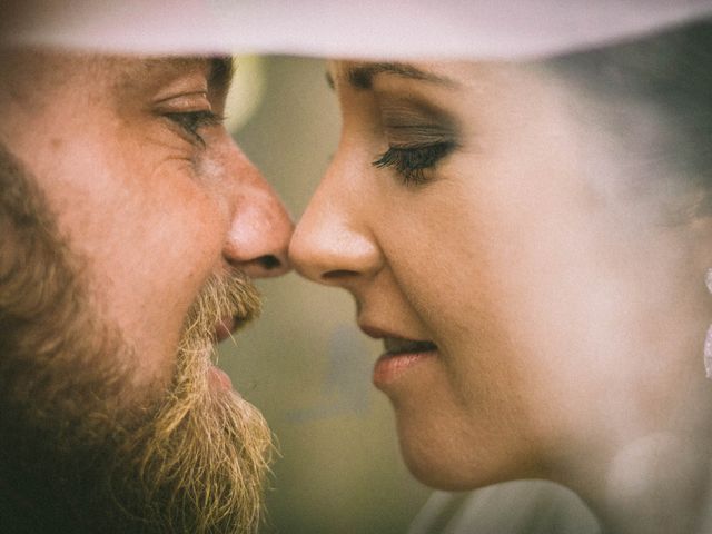 Le mariage de Greg et Alexandra à Marguerittes, Gard 21