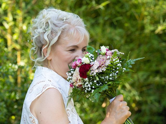 Le mariage de DENIS et CHRISTINE à Saint-Sulpice-la-Pointe, Tarn 7