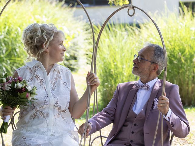 Le mariage de DENIS et CHRISTINE à Saint-Sulpice-la-Pointe, Tarn 15