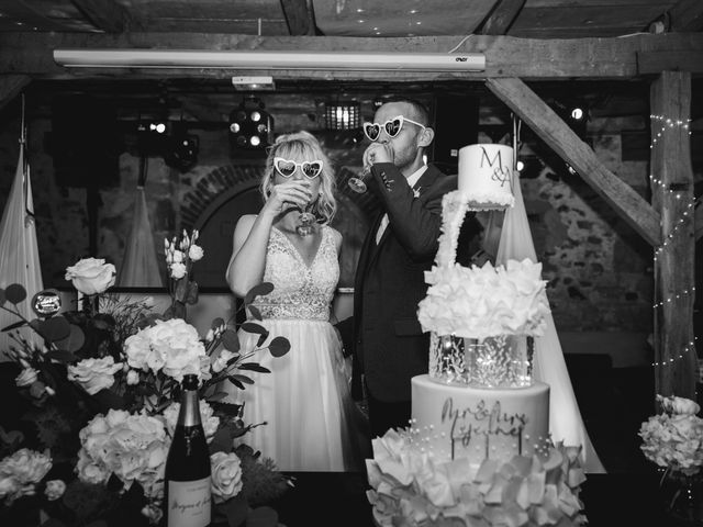 Le mariage de Aurélien et Marjorie à Blond, Haute-Vienne 33
