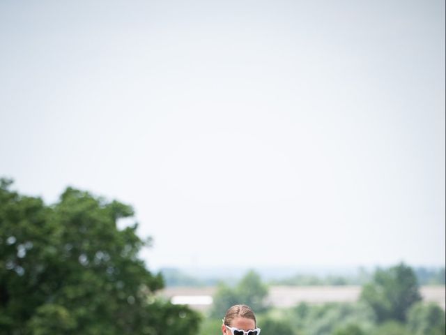 Le mariage de Alex et Elena à Ambarès-et-Lagrave, Gironde 15
