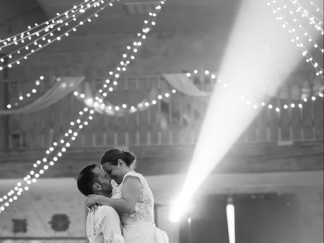 Le mariage de Alex et Elena à Ambarès-et-Lagrave, Gironde 30