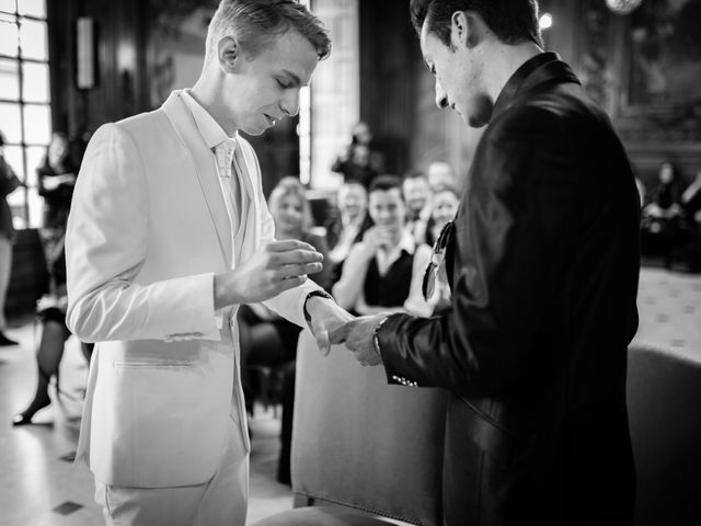 Le mariage de Geoffrey et Joris à Arles, Bouches-du-Rhône 15