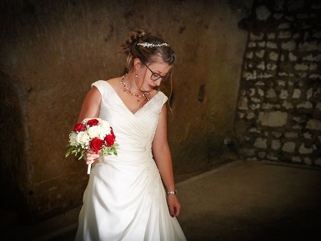 Le mariage de Nicolas et Aurélie à Marigny-Brizay, Vienne 3