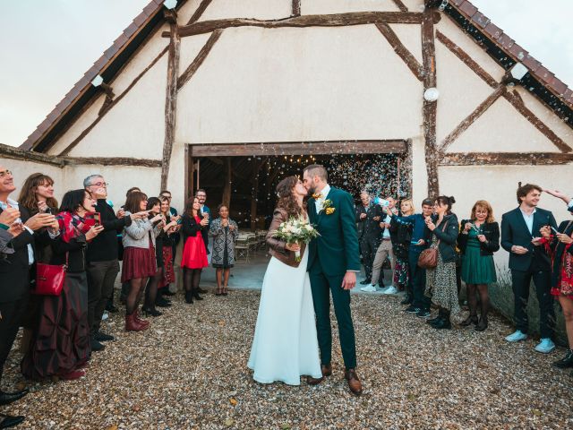 Le mariage de Thibault et Angéla à Forêt-la-Folie, Eure 14