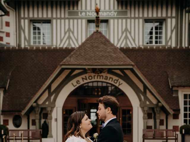 Le mariage de Alexis et Charlene à Hermival-les-Vaux, Calvados 54