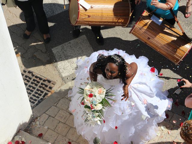 Le mariage de Astrid et Olivier à Ollières, Var 18