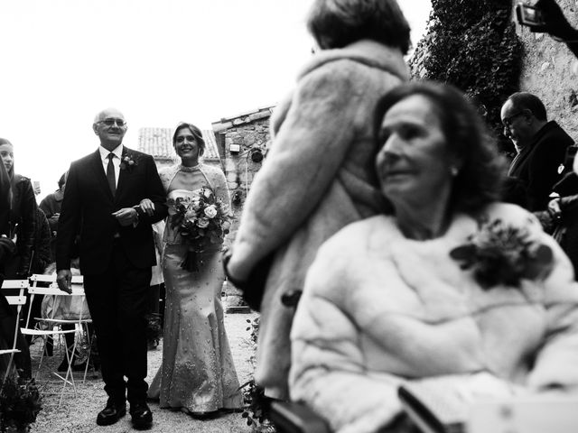 Le mariage de Marc et Laura à Grignan, Drôme 14