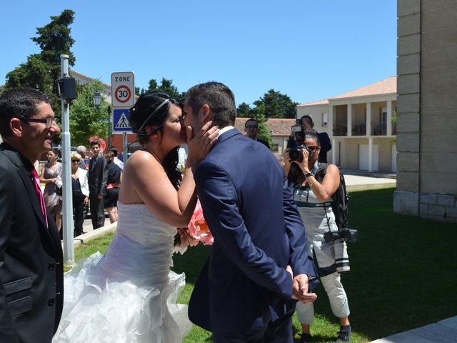 Le mariage de Renaud  et Ludivine à Nîmes, Gard 2