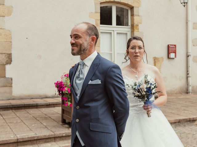Le mariage de Damien et Aurélie à La Châtre, Indre 15