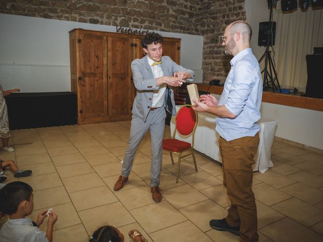 Le mariage de Emmanuel et Astrid à Marols, Loire 4