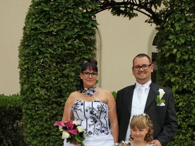 Le mariage de Carole et Jean-Marc à Tenteling, Moselle 15