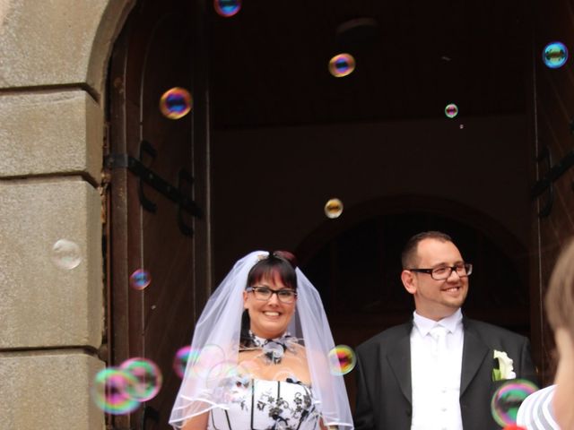 Le mariage de Carole et Jean-Marc à Tenteling, Moselle 25