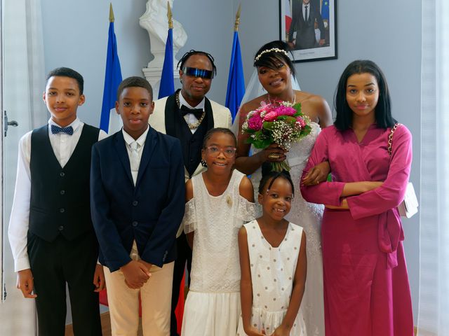 Le mariage de Junior et Blandine à Saint-Michel-sur-Orge, Essonne 29