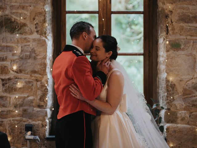 Le mariage de Charles et Victoire à Bohars, Finistère 5