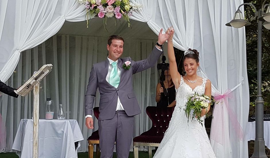 Le mariage de Jean-Baptiste et Sofia à Le Coudray-Montceaux, Essonne