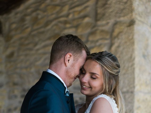 Le mariage de Emmanuel et Justine à Pommiers, Rhône 22